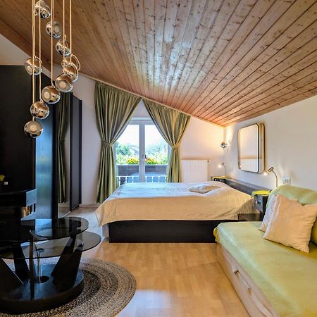 Garden Apartments Jansa Радовлица Экстерьер фото
