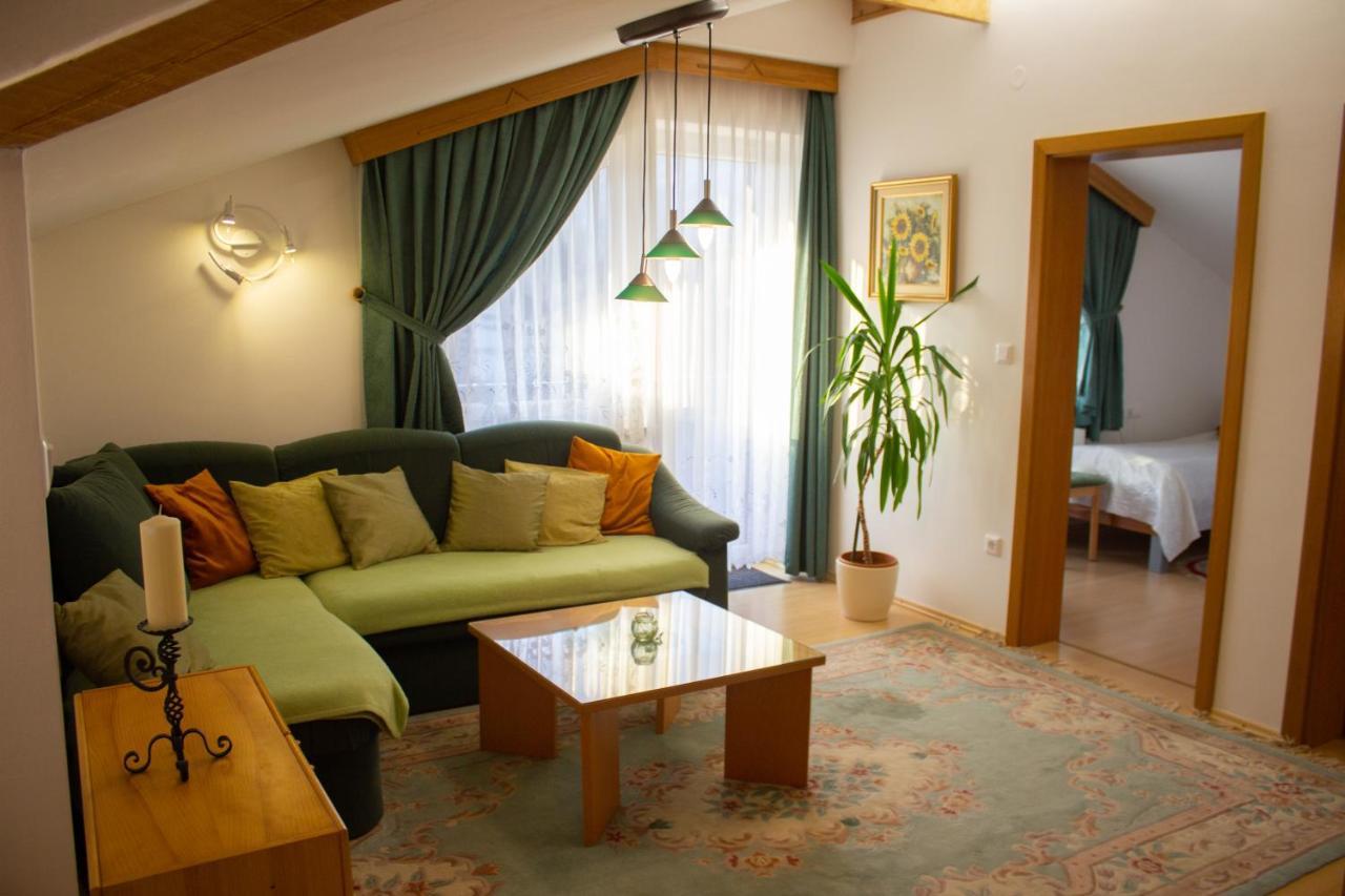 Garden Apartments Jansa Радовлица Номер фото