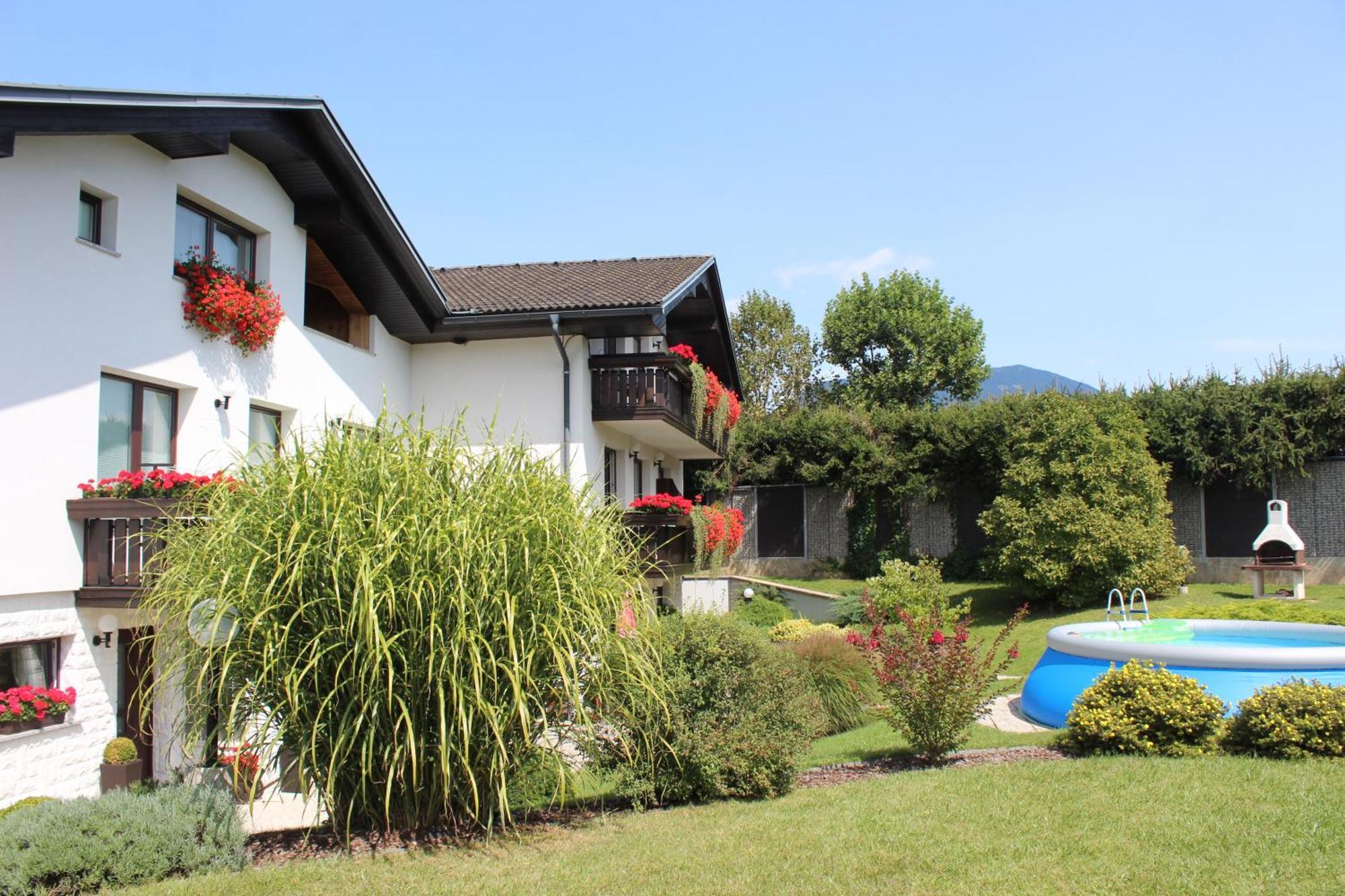 Garden Apartments Jansa Радовлица Номер фото