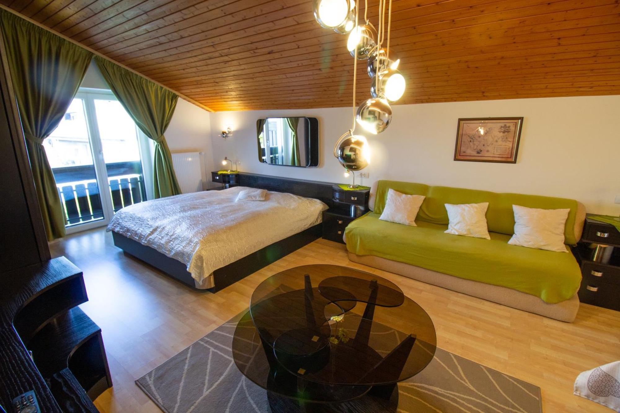 Garden Apartments Jansa Радовлица Номер фото