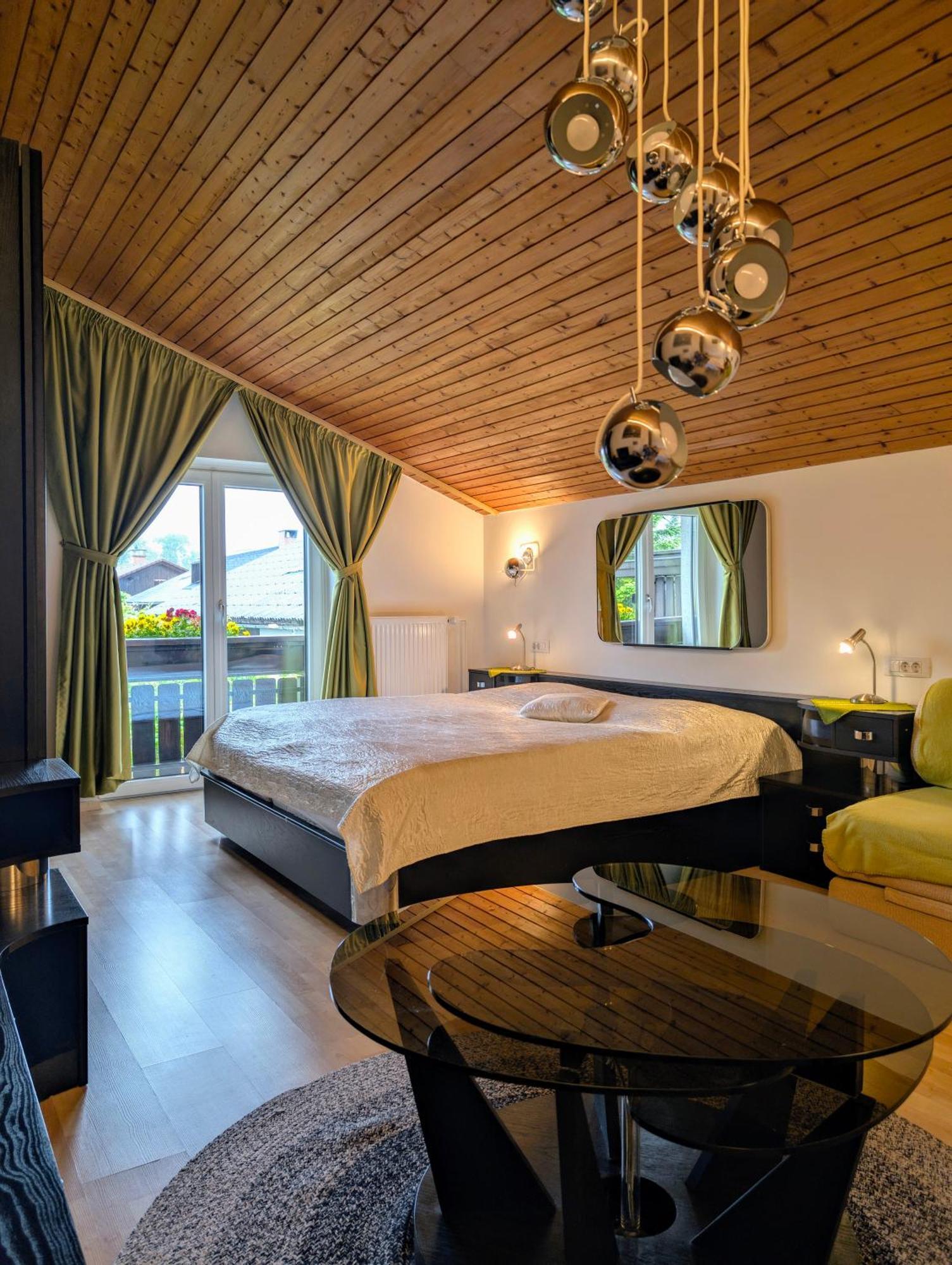 Garden Apartments Jansa Радовлица Экстерьер фото